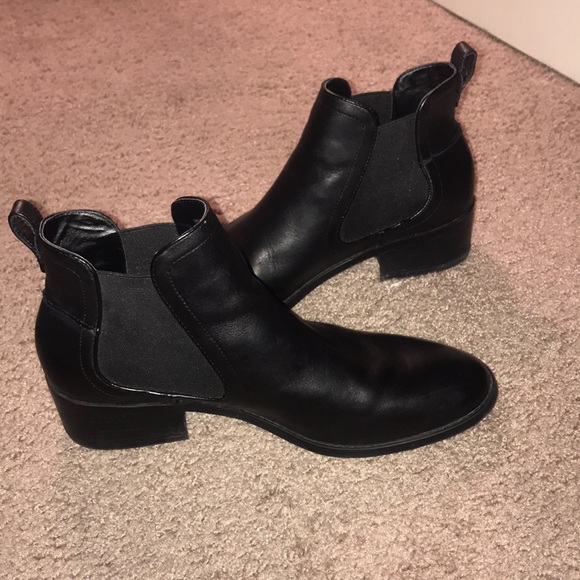 steve madden dicey booties